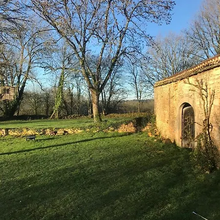 Bed & Breakfast La Guilhelmie, Entre Vallees Du Lot De La Dordogne *